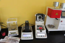 Cargar imagen en el visor de la galería, Operación del medidor del índice de fluidez en fusión Rolbatch (Plastómetro) RBH2 y RBM2 – Curso en línea (LAB 2.101)